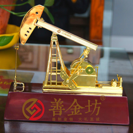 吉林油田立体摆件定做 金银立体摆件
